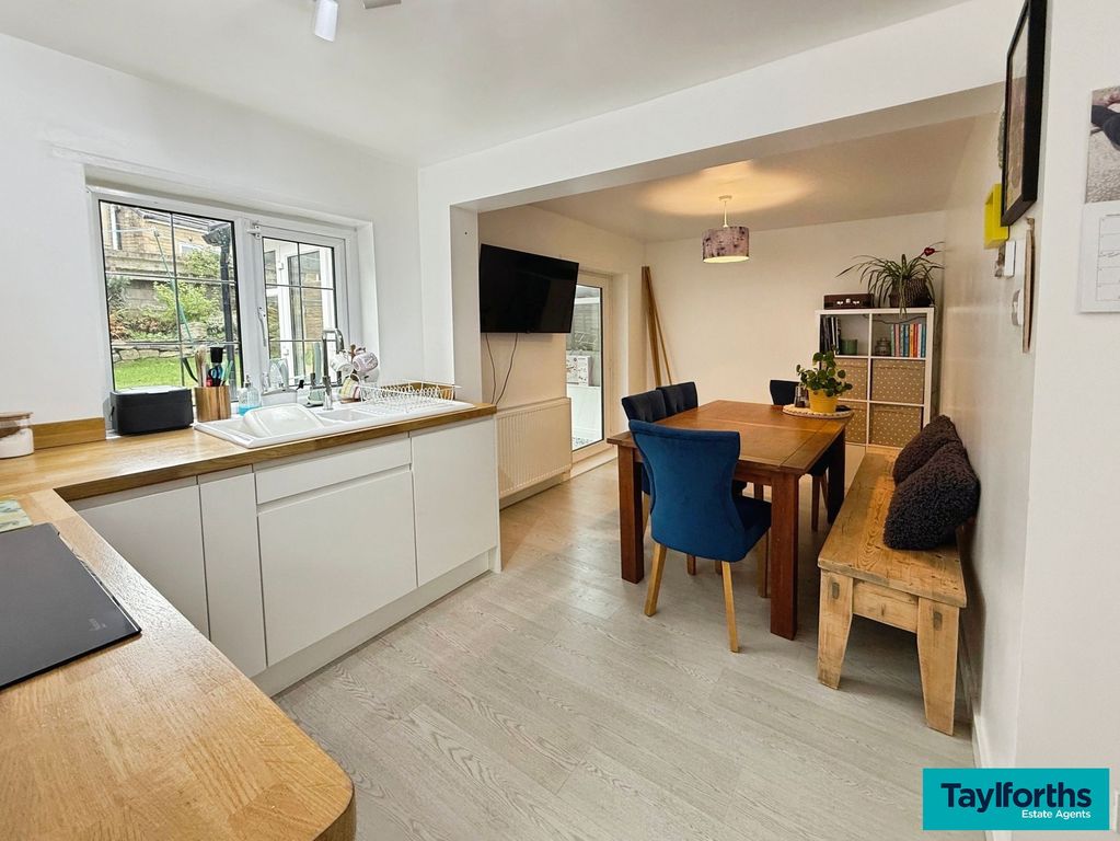 Property photo 1 of 30