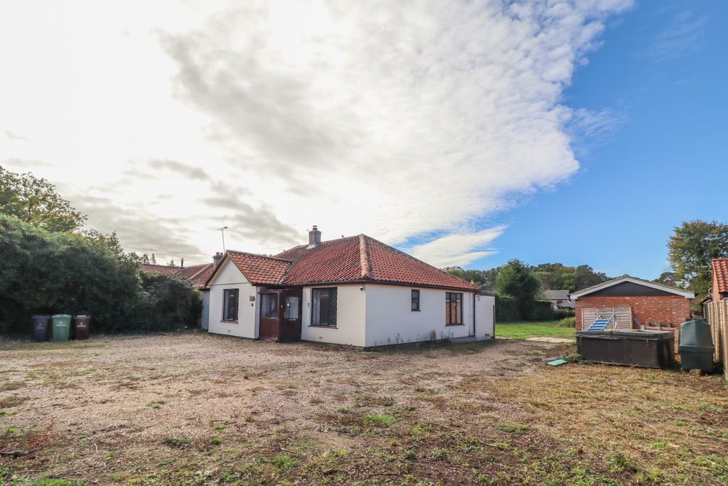 Property photo 3 of 24 4543846