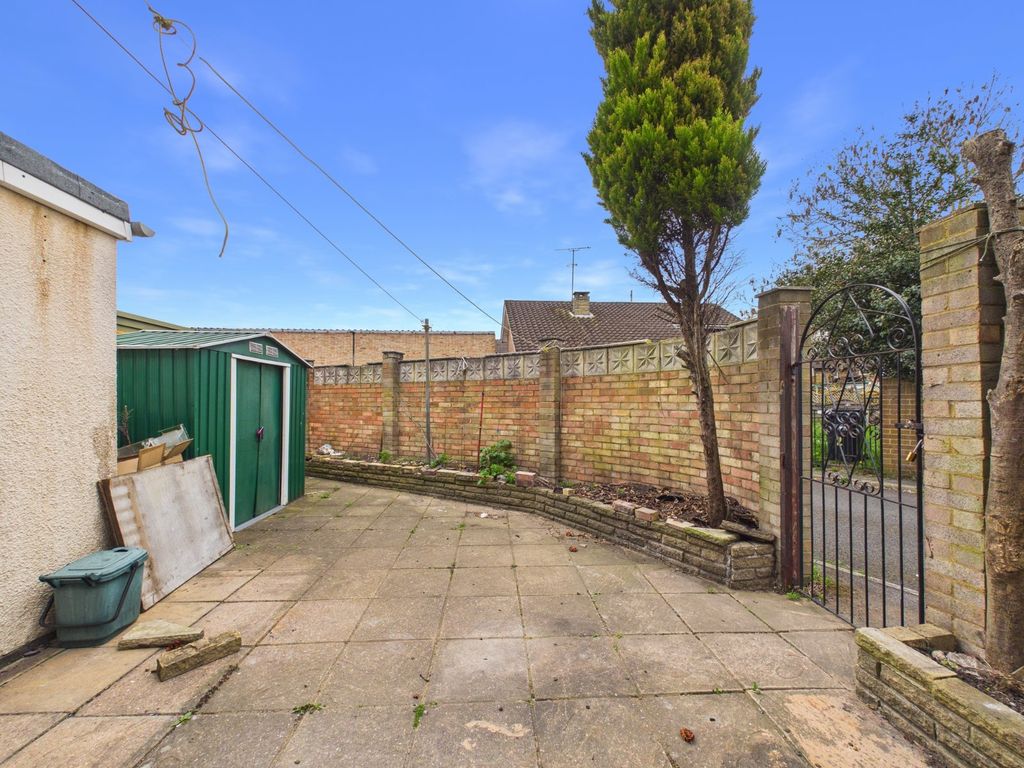 Property photo 3 of 16 Picture No. 12