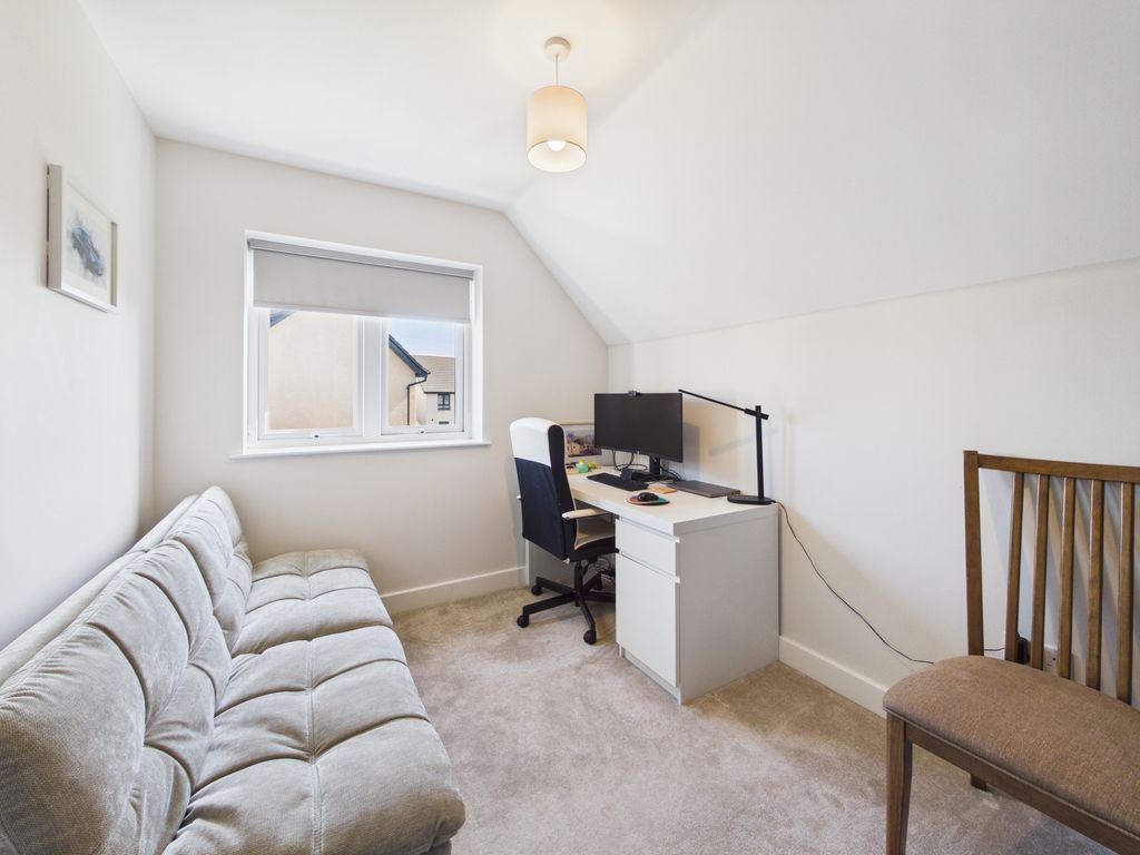 Additional image 19 of 5 bed detached house for sale17 Strathgray Road, Dundee, Angus DD2