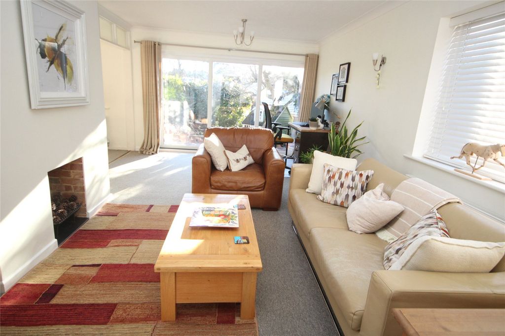 Property photo 3 of 15 Picture No. 04