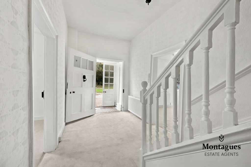 Additional image 17 of 6 bed detached house to rentThornwood Road, Epping CM16