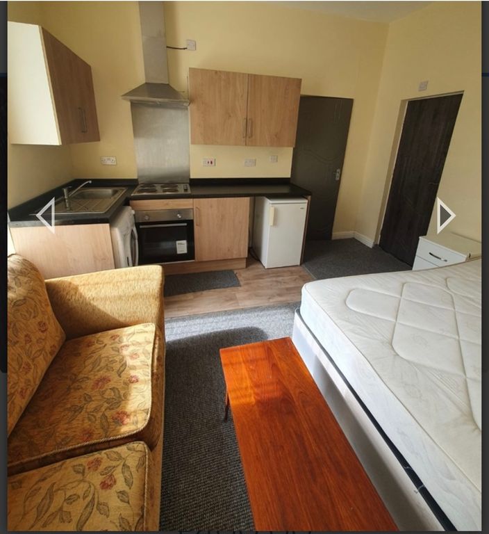 Property photo 1 of 4