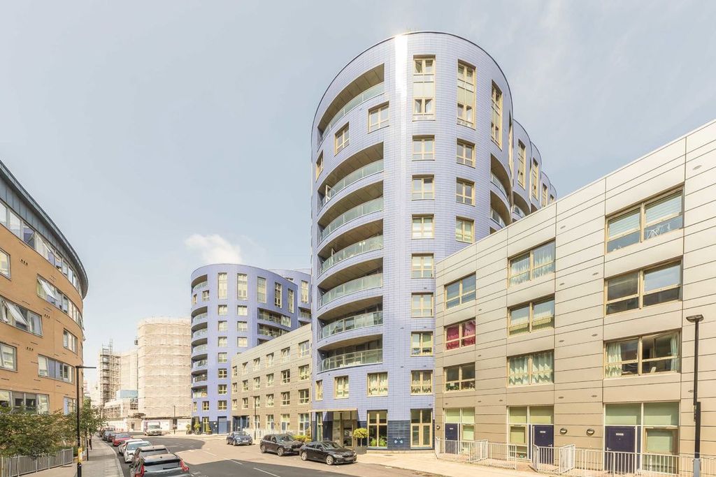 Property photo 1 of 6