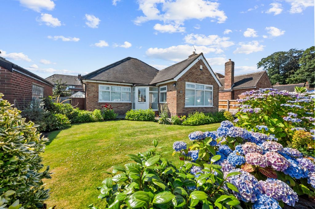 Property photo 1 of 27