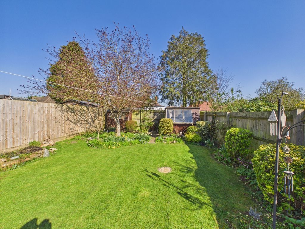 Property photo 3 of 17 3. Cam04922G0-Pr0127-Still020