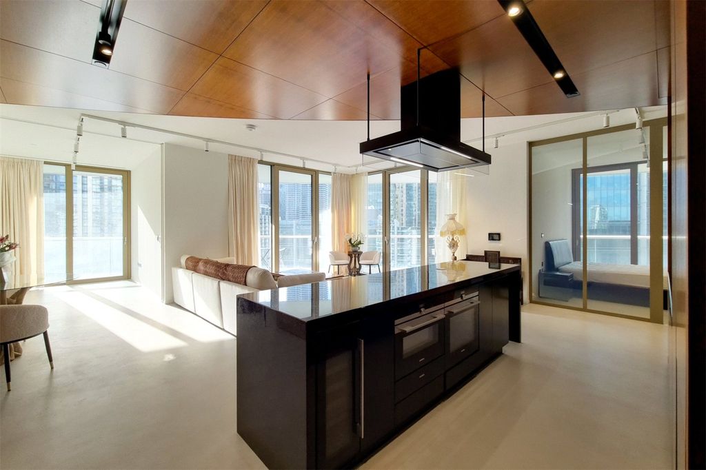 Property photo 1 of 18 One Park Drive