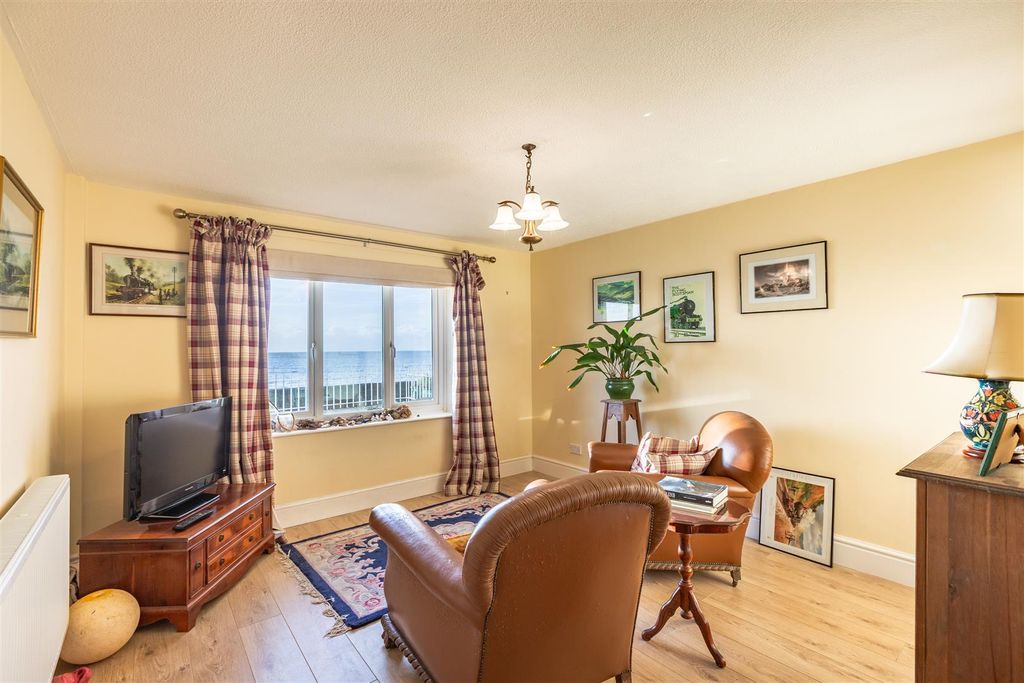 Property photo 3 of 40 Cz0A1306-Hdr.Jpg