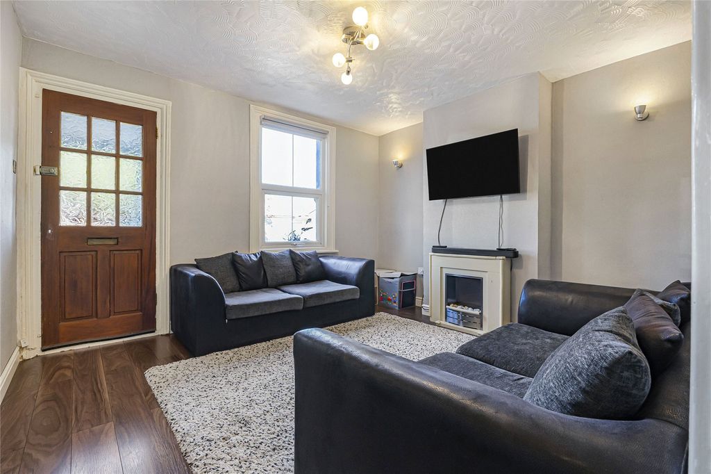 Property photo 3 of 13 Picture No. 17