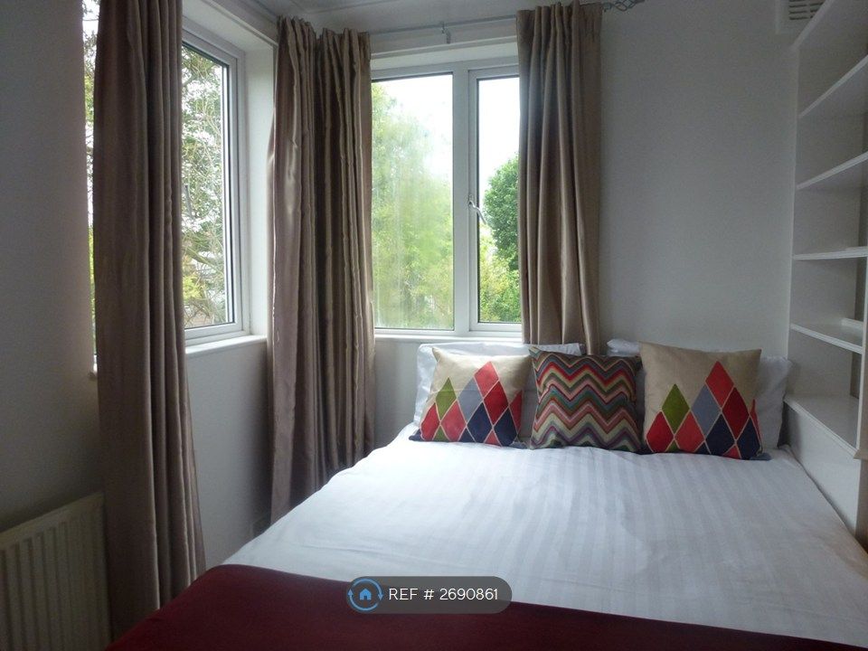 Property photo 3 of 5