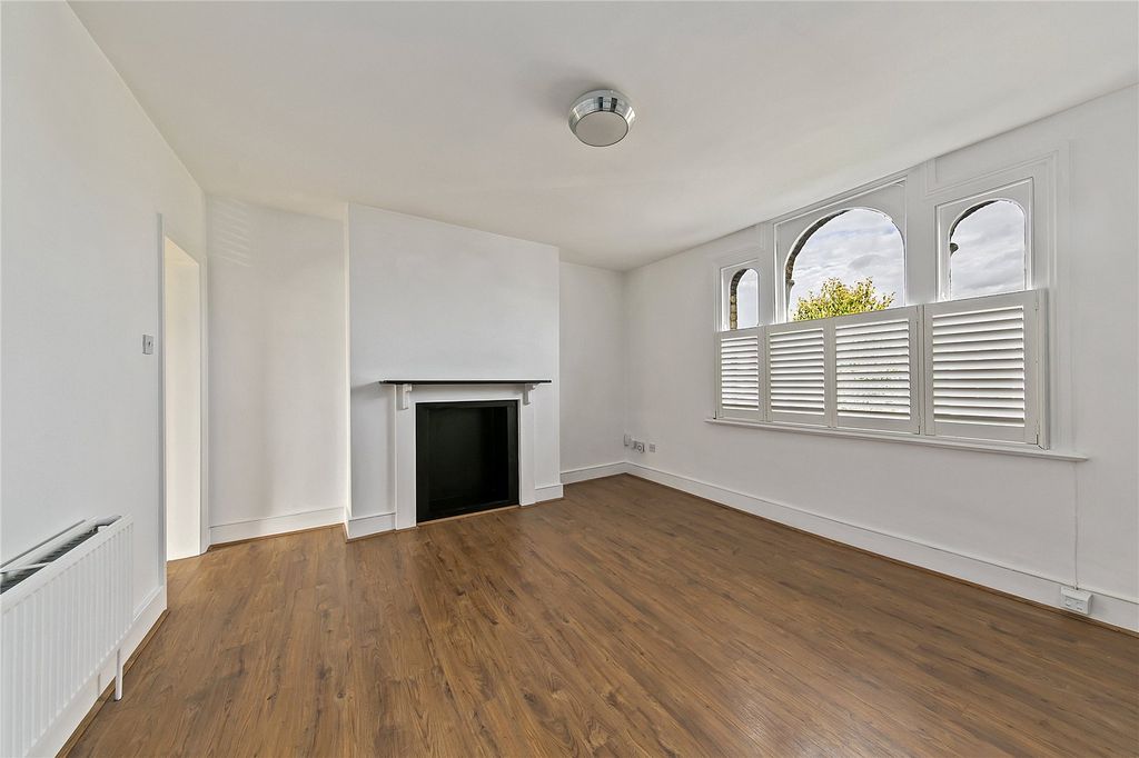 Property photo 2 of 8 Picture No. 03