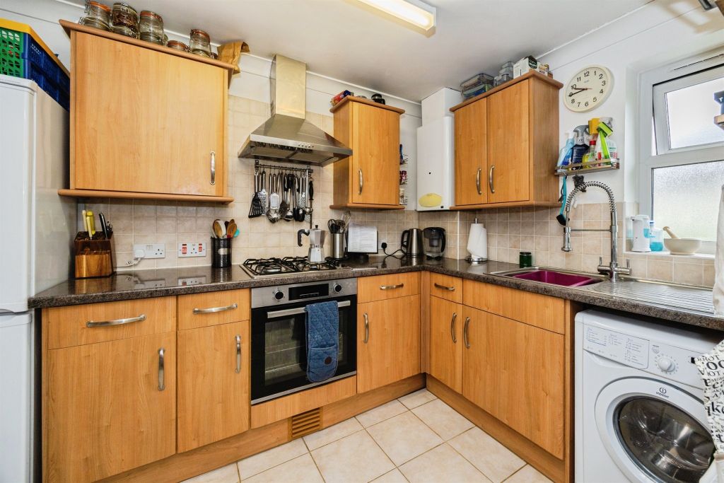 Property photo 3 of 17