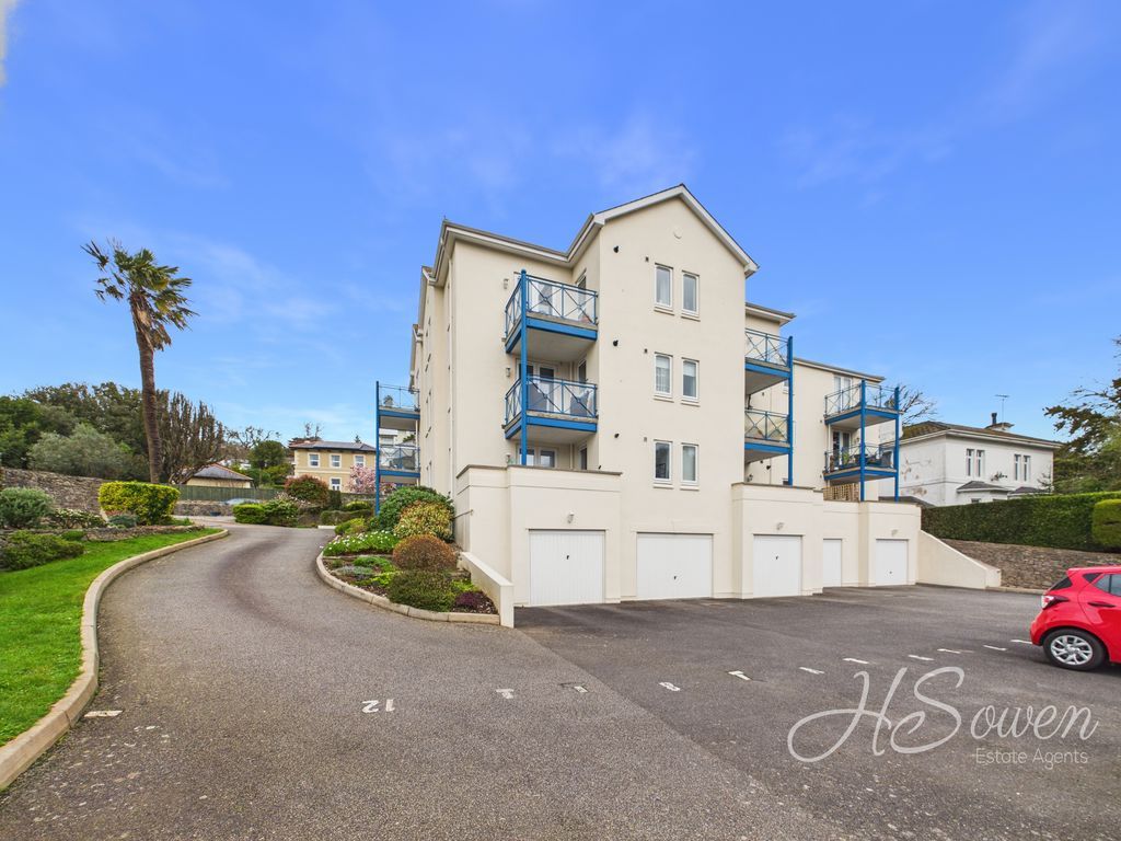 Property photo 1 of 18 Photo 3