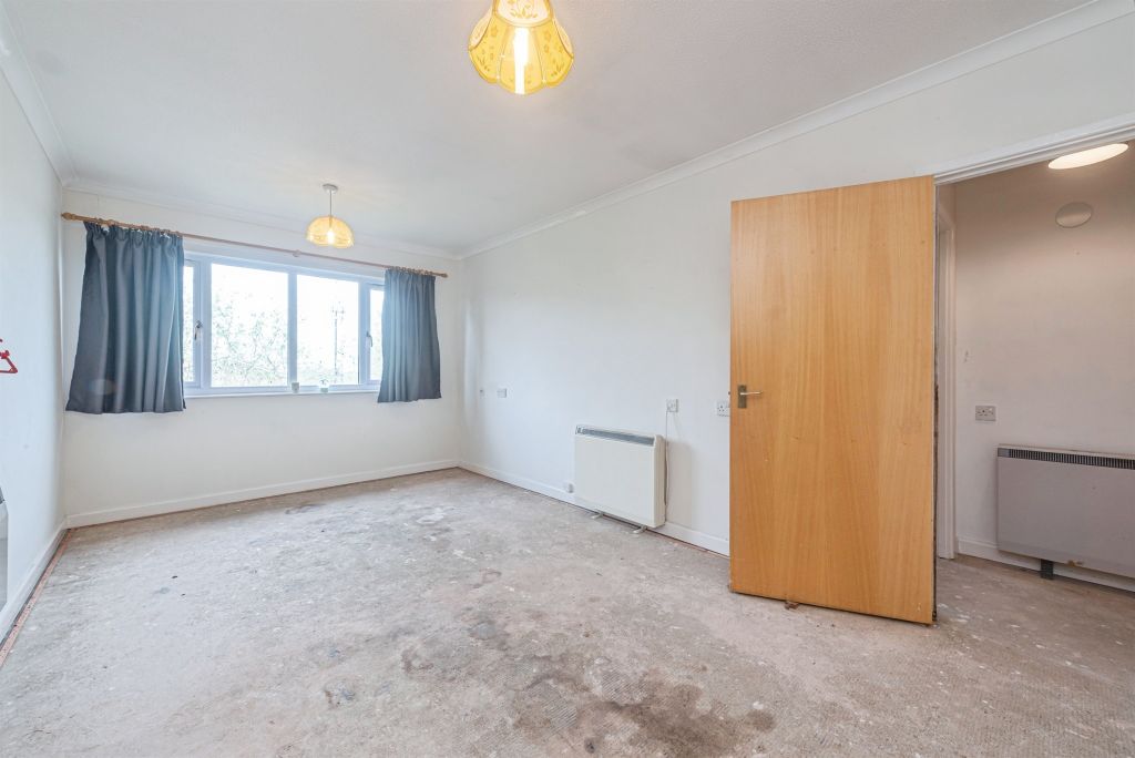 Property photo 3 of 16