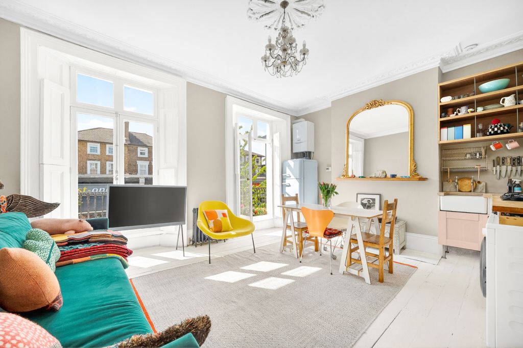 Property photo 1 of 11 Reception