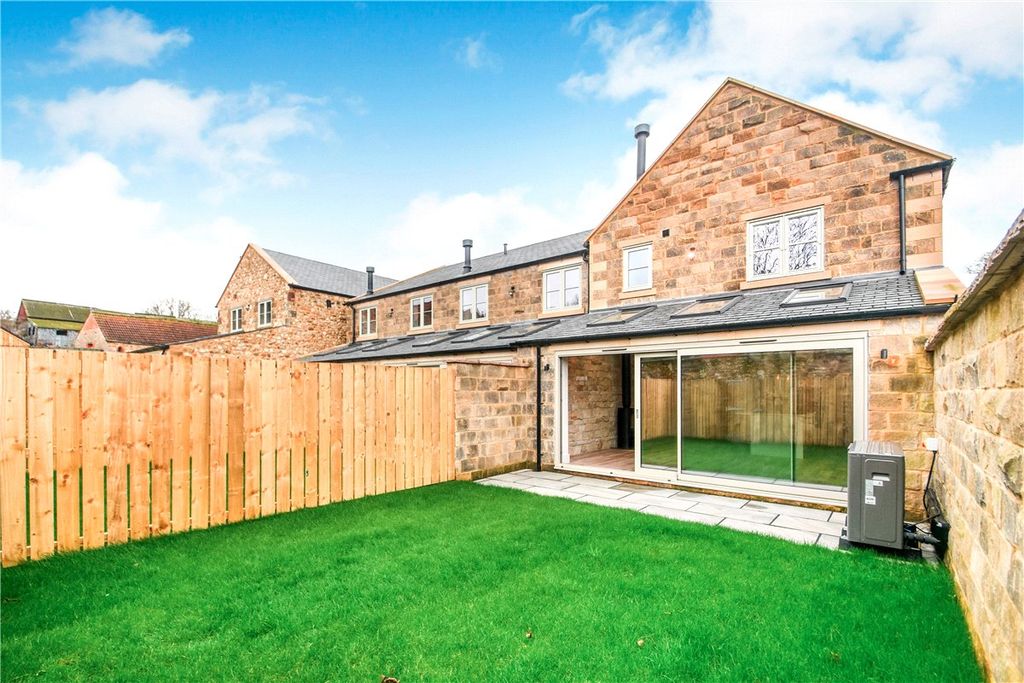 Property photo 3 of 15 Picture No. 10