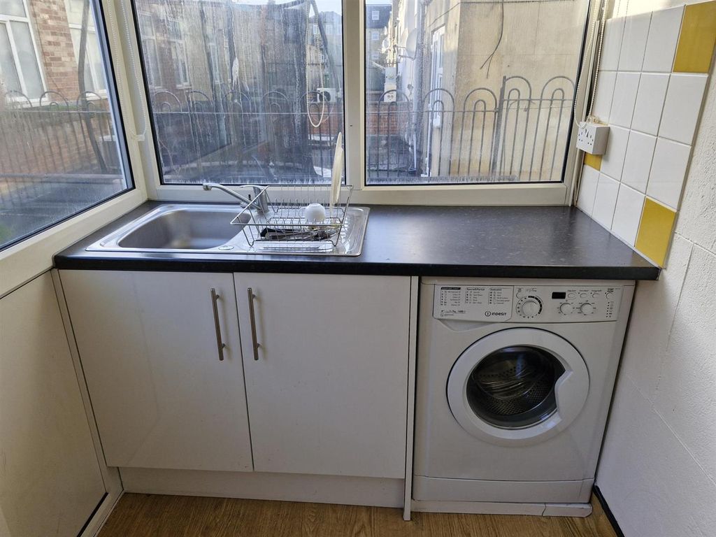 Property photo 3 of 9 20251210_130517.Jpg