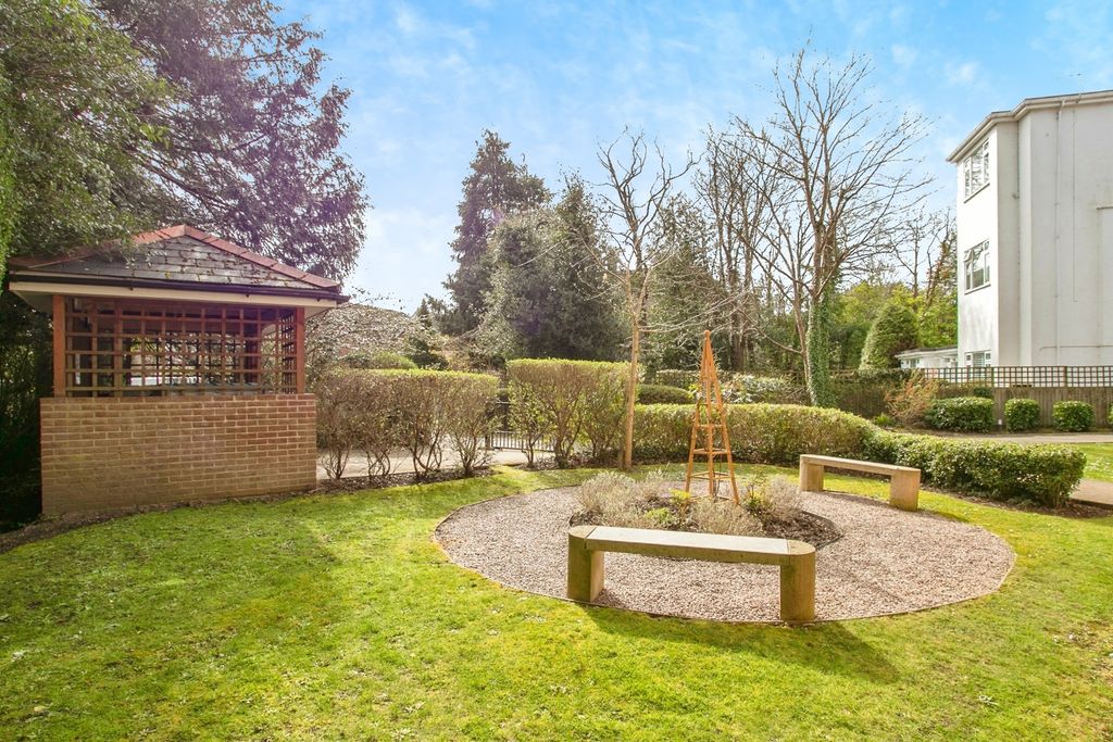 Property photo 3 of 17 Photo