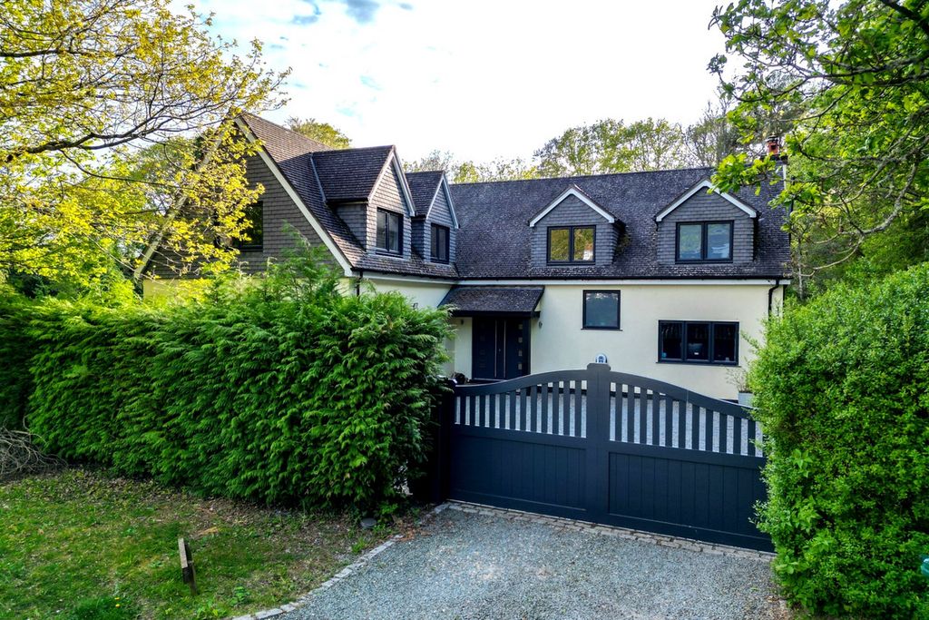 Property photo 1 of 30