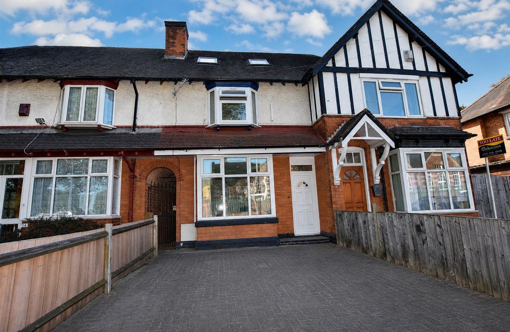 Property photo 1 of 14 Approach