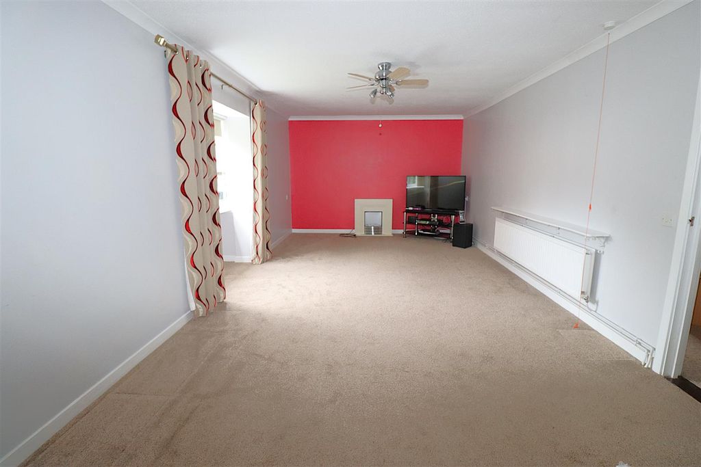 Property photo 2 of 12 Lounge 1.Jpg