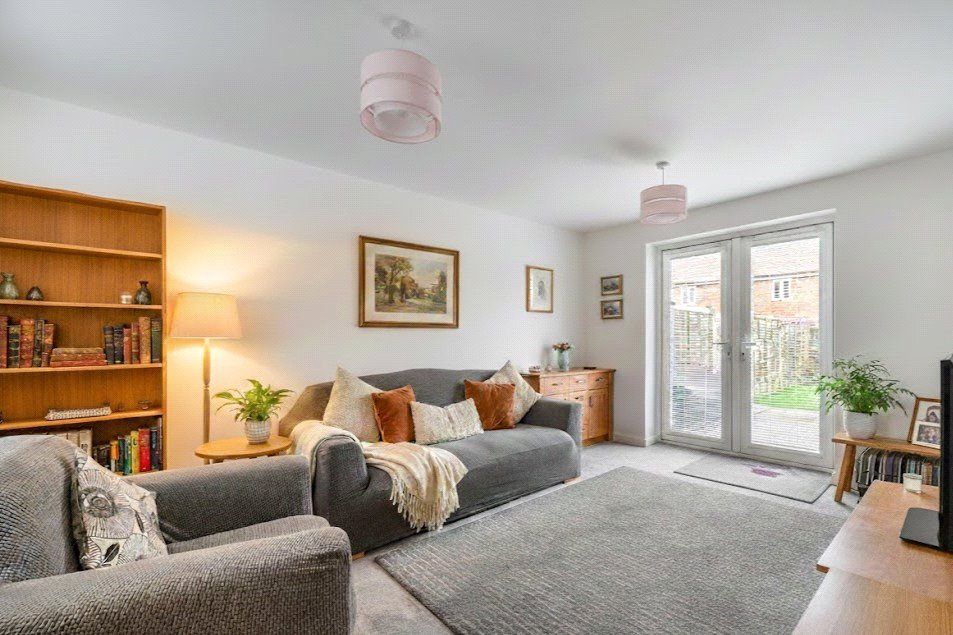 Property photo 2 of 12 Picture No. 27