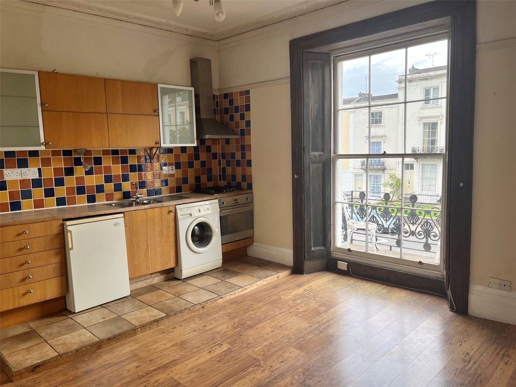 Property photo 2 of 6 Picture No. 07