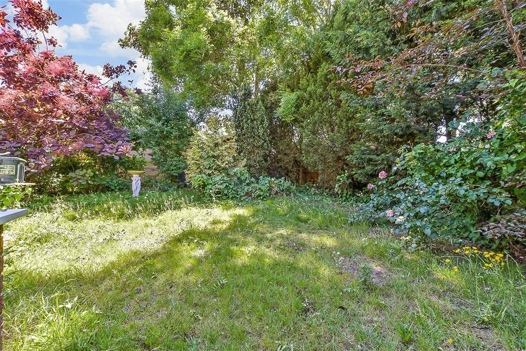 Property photo 2 of 11 Rear Garden