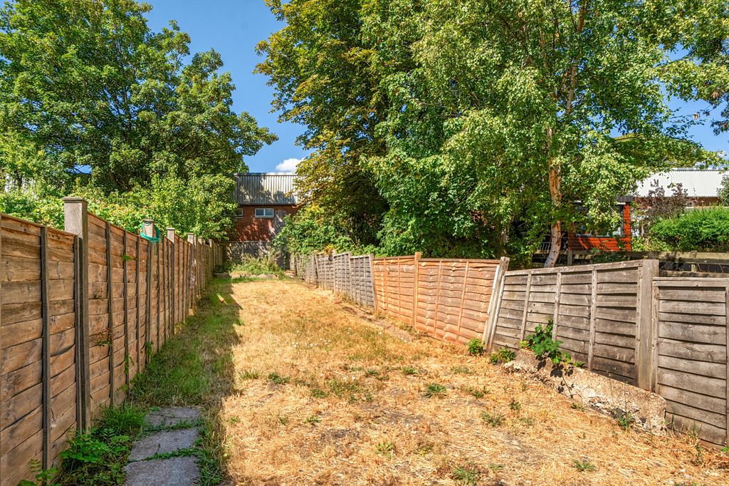 Property photo 2 of 20 Garden