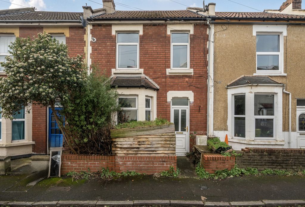 Property photo 1 of 15 1395364-1-6960E00...