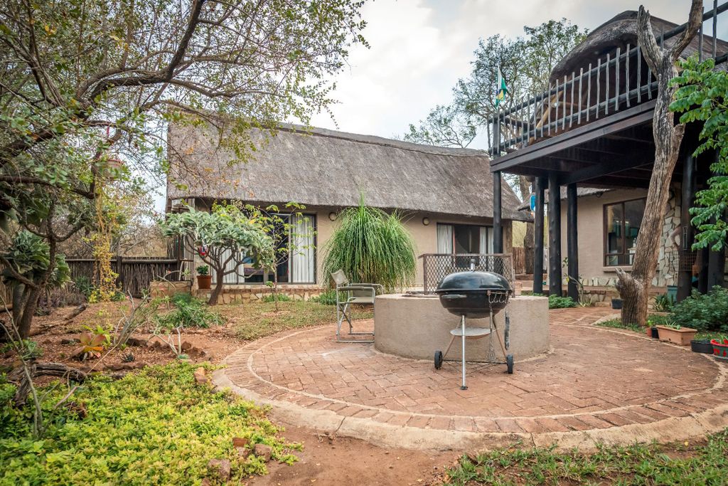 Property photo 1 of 26 1Hs1661513