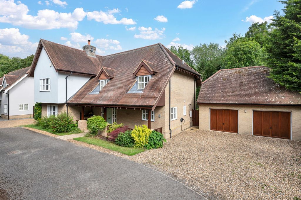 Property photo 1 of 28