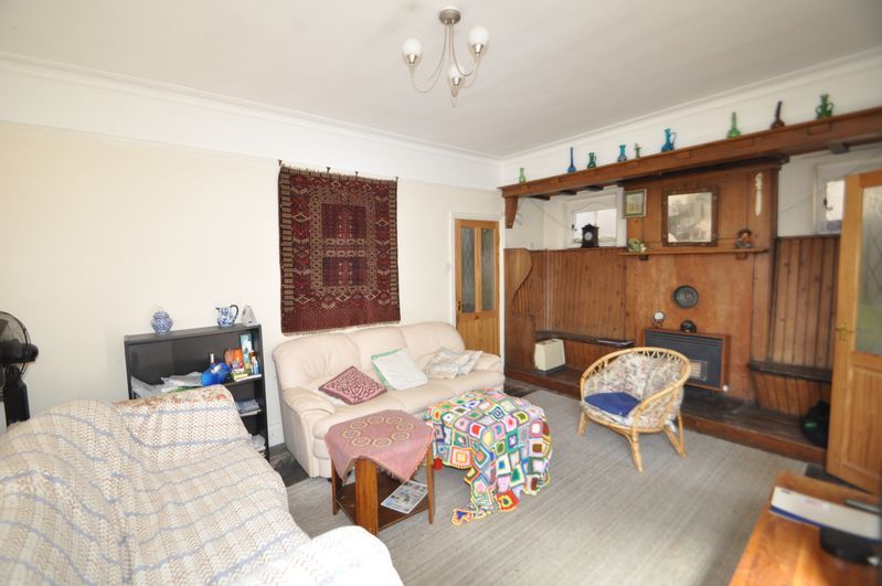 Property photo 3 of 12 Photo 6