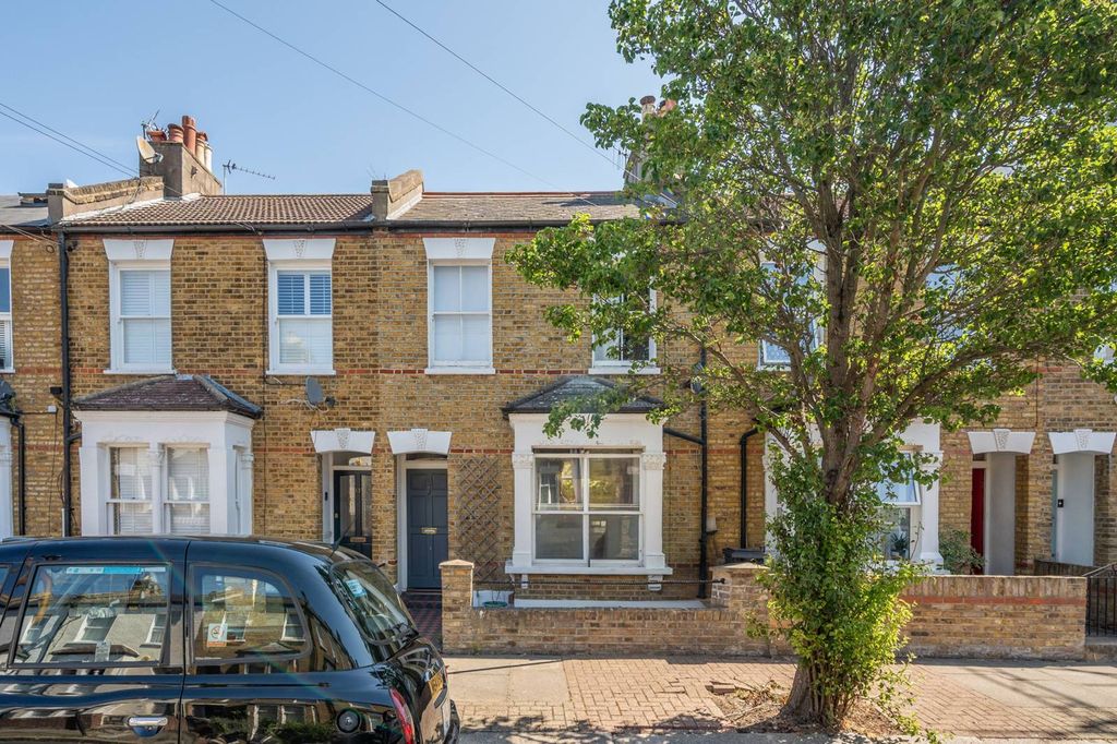 Property photo 2 of 11