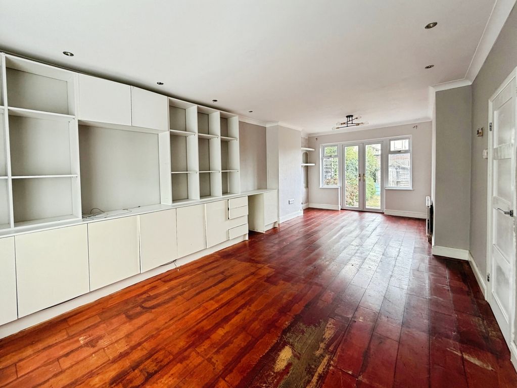 Property photo 3 of 16 Pbox-Img.Jpg