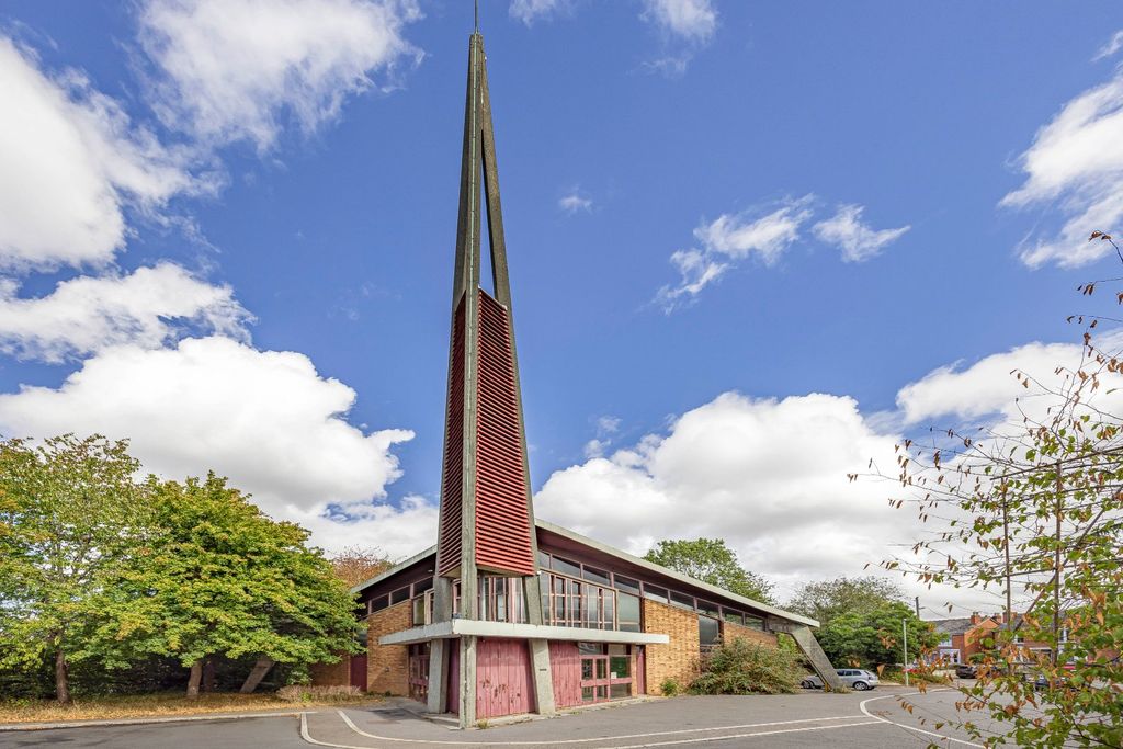 Property photo 1 of 18 Picture No. 16