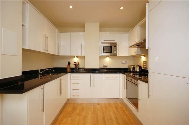 Property photo 3 of 10 Kitchen.Jpg