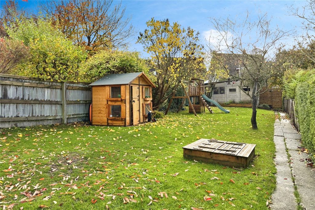 Property photo 2 of 27 Picture No. 26