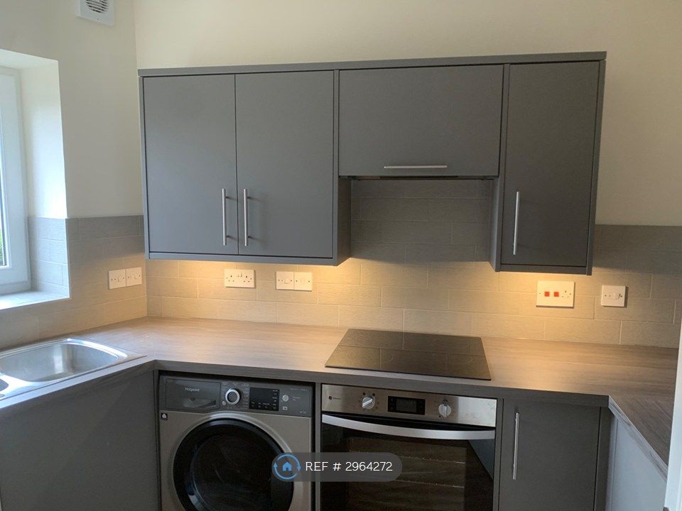 Property photo 1 of 16 Kitchen