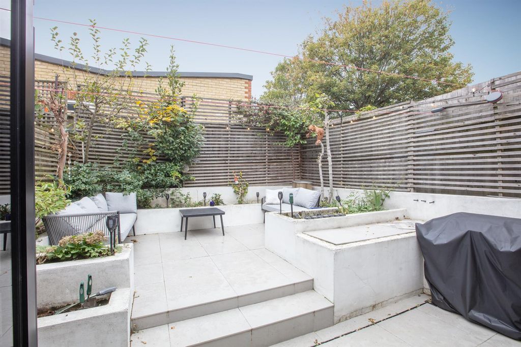 Property photo 3 of 13 3Y6A3136.Jpg