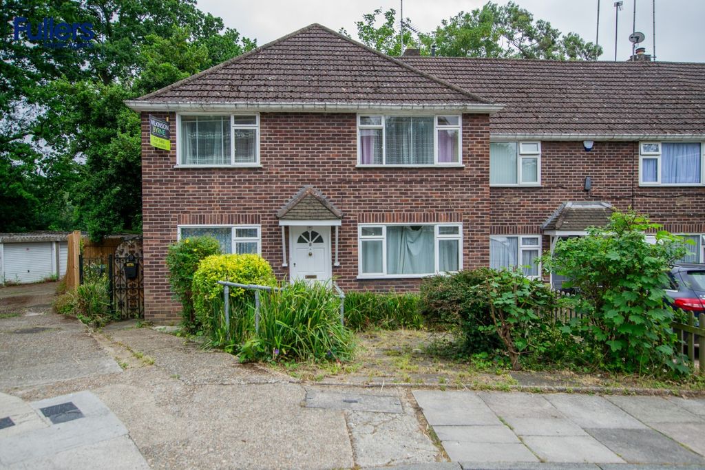 Property photo 1 of 9