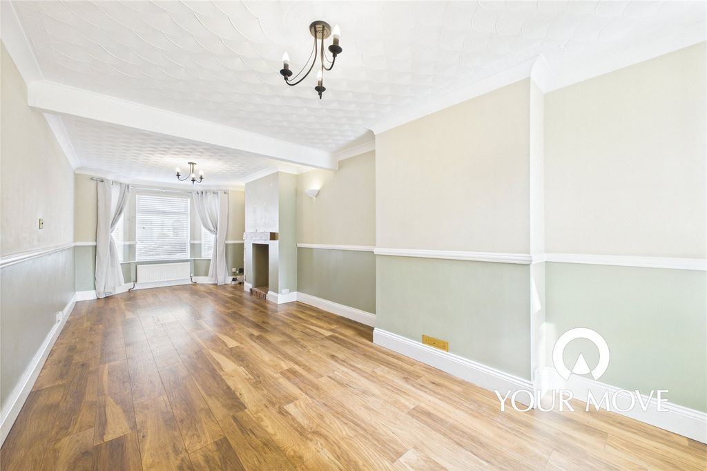 Property photo 2 of 15 Picture No. 02