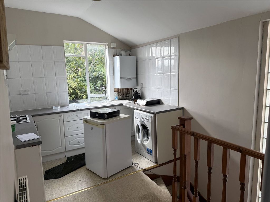 Property photo 1 of 8 Picture No. 06