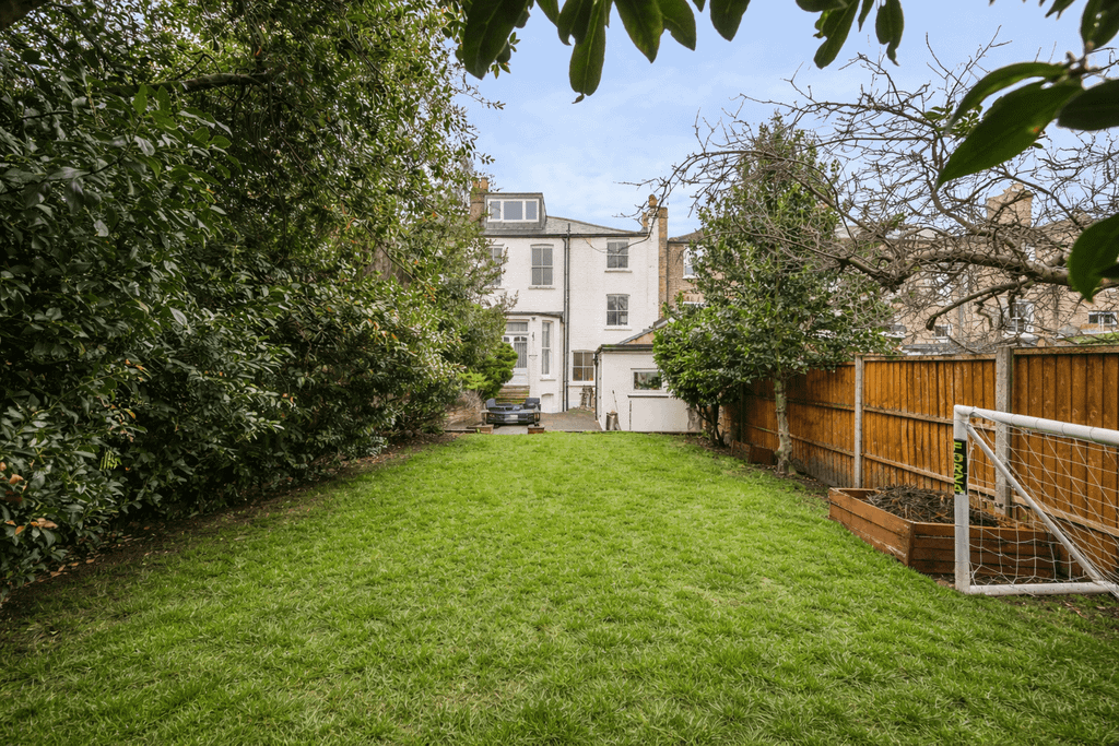 Property photo 2 of 35 Gallery