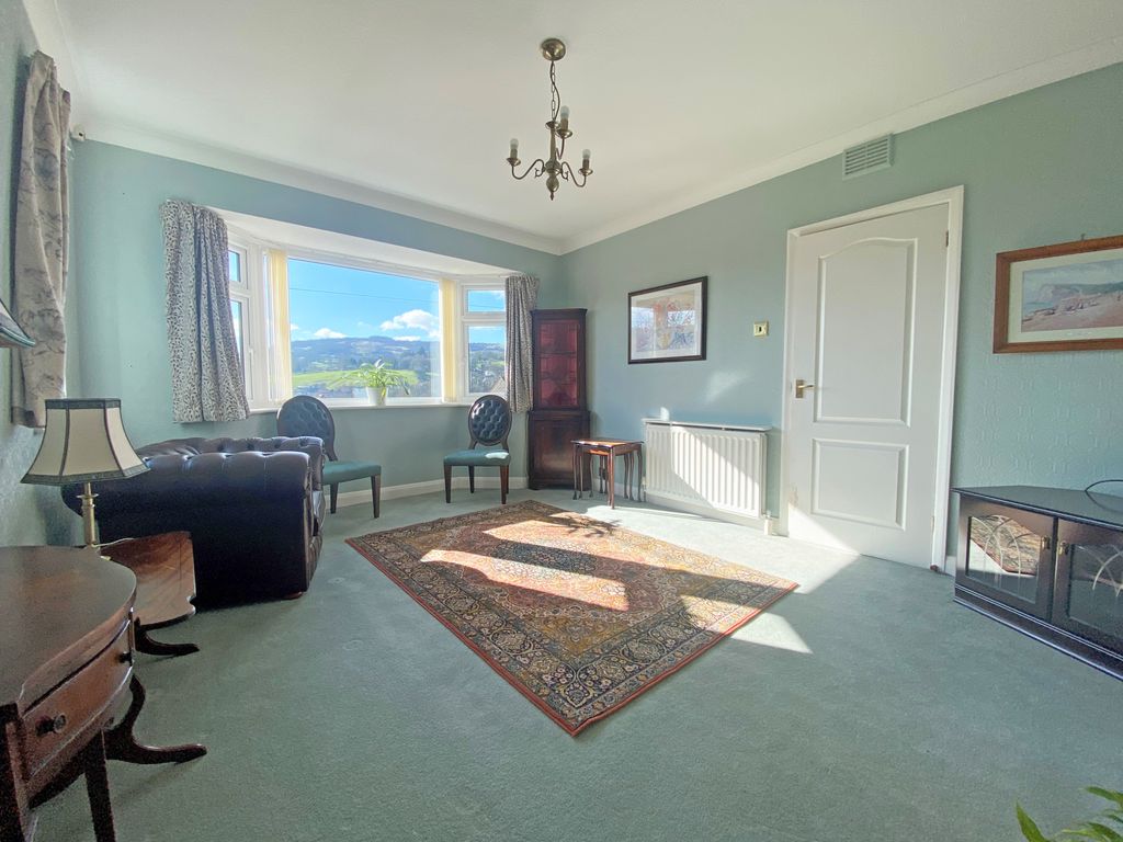 Property photo 3 of 9 20A Edge Sit 1.1