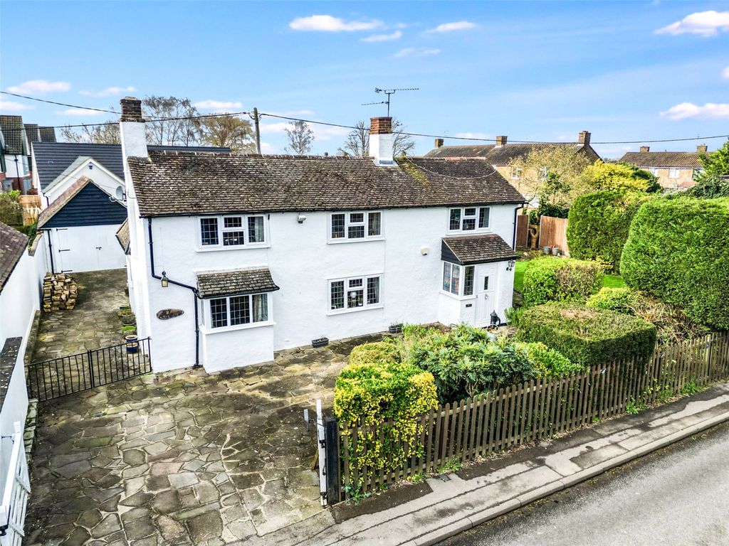 Property photo 1 of 18 Front