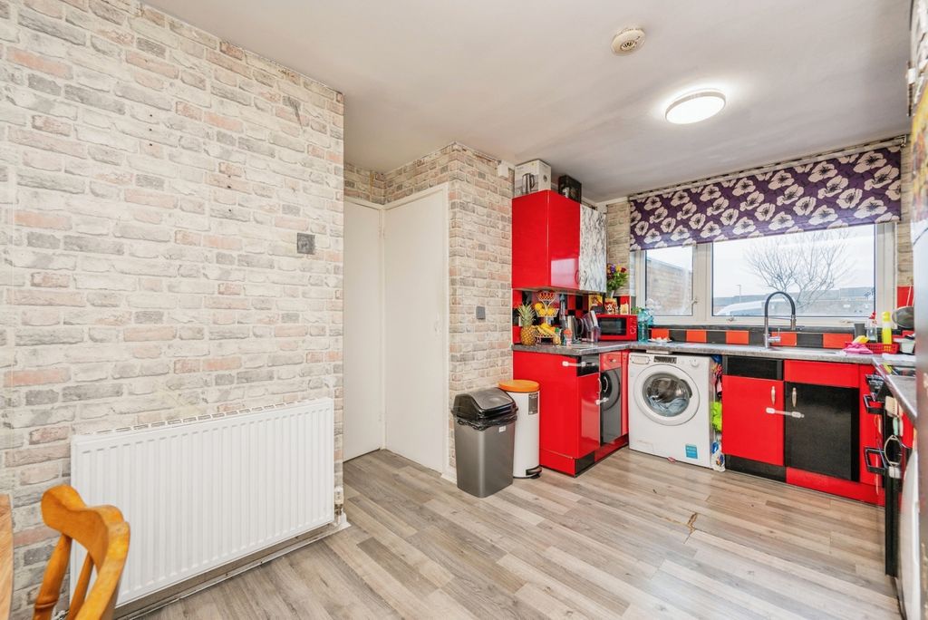 Property photo 3 of 20 Pbox-Img.Jpg