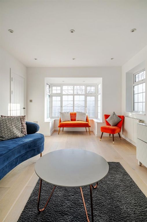 Property photo 3 of 15 17B456A5-Dfc2-441d-A1E9-5c1A243482Ed.Jpg