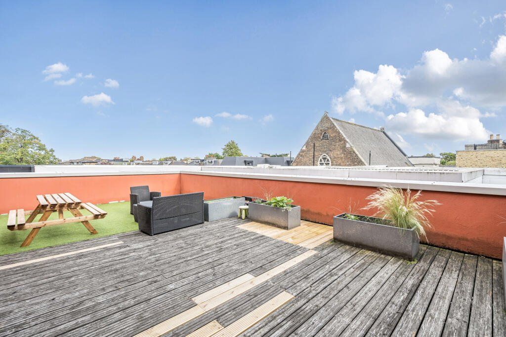 Property photo 3 of 18 Picture No. 22