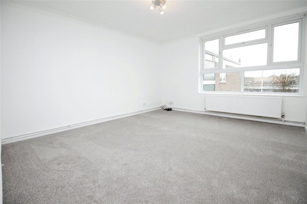 Property photo 3 of 6 Picture No. 09